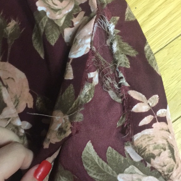 Red flower dress - Picture 2 of 2